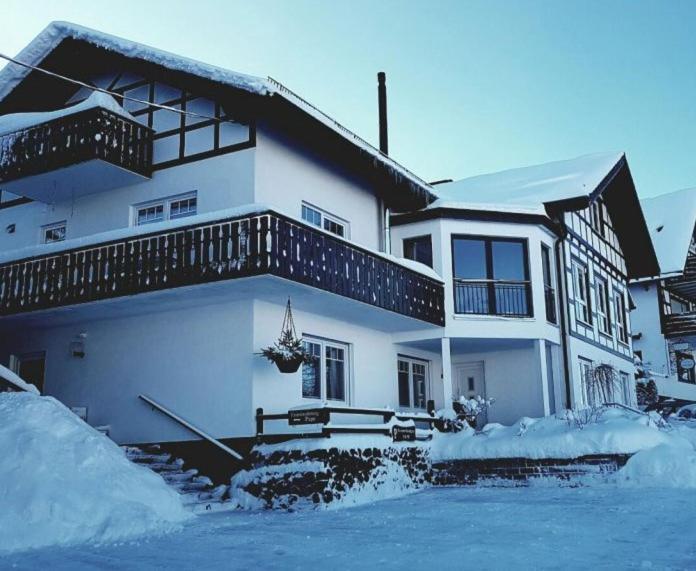 3 Sterne Ferienwohnung Pape Schmallenberg Exterior foto